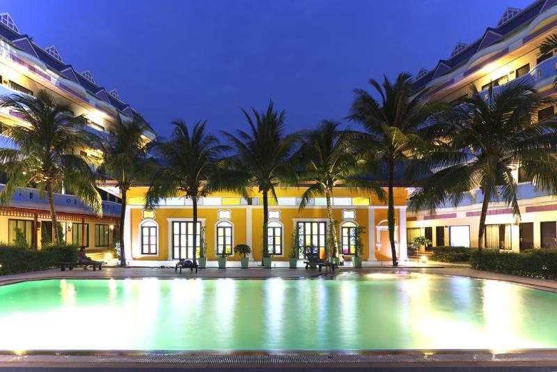 Photo of Blue Carina Hotel, 3-star hotel in Phuket (and vicinity)