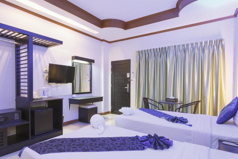 Photo of Blue Carina Hotel, 3-star hotel in Phuket (and vicinity)