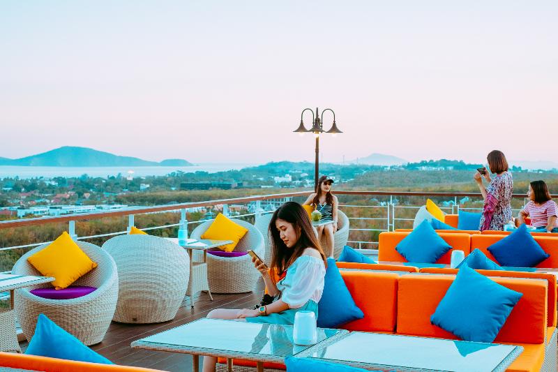 Photo of The View Rawada Phuket, 4-star hotel in Phuket (and vicinity)