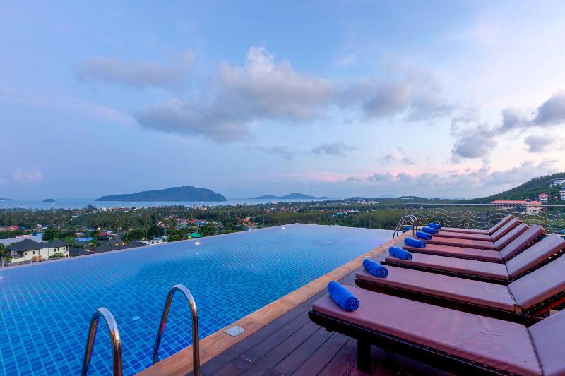 Photo of The View Rawada Phuket, 4-star hotel in Phuket (and vicinity)