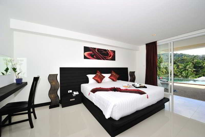Photo of Lae Lay Suites, 3-star hotel in Karon Beach