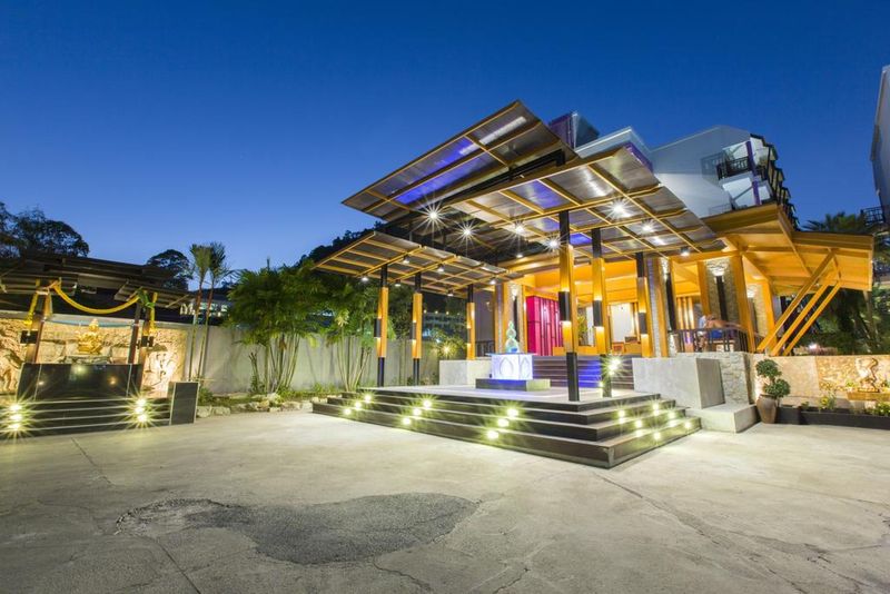 Photo of Phuvaree Resort hotel in Bangla Road