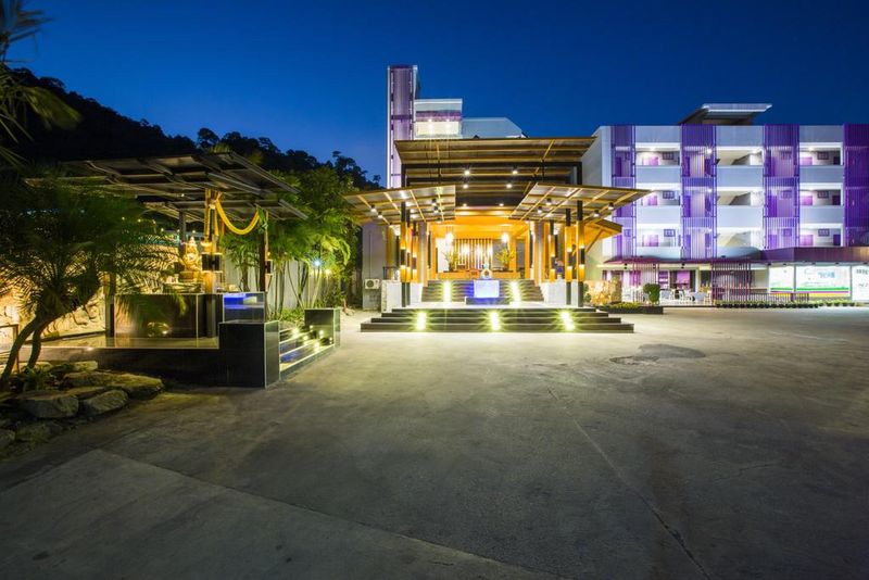 Photo of Phuvaree Resort hotel in Bangla Road