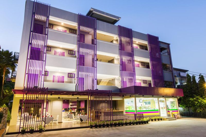 Photo of Phuvaree Resort hotel in Bangla Road
