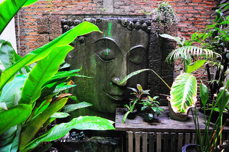 Ramada Sukhumvit Soi Eleven exterior, 3-Star hotel in Bangkok (and vicinity)