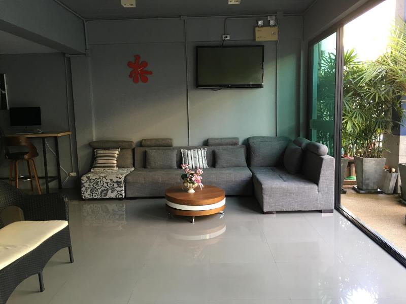 Photo of Chalong Sea Breeze, 2-star hotel in Phuket (and vicinity)
