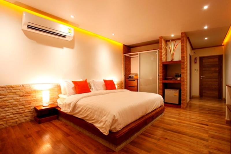 Photo of Casa Jip Guesthouse, 2-star hotel in Bangla Road