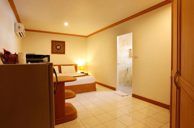 Photo of Casa Jip Guesthouse, 2-star hotel in Bangla Road