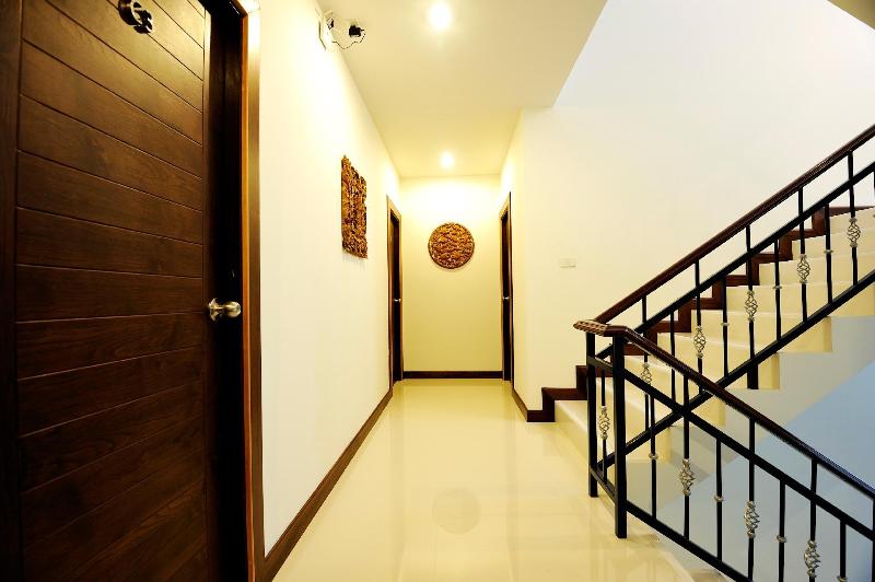 Photo of Ruen Buathong Boutique Hotel, 3-star hotel in Bangla Road