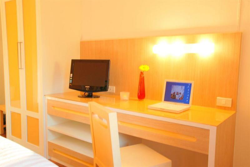 Photo of The Quarter Saladaeng by UHG, 3-star hotel in Bangkok (and vicinity)