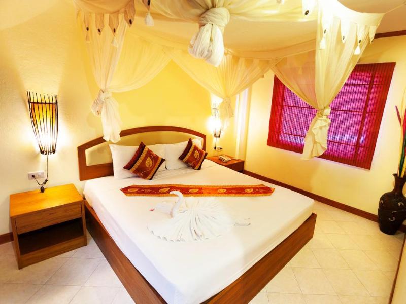 Sai Rougn Residence exterior, 3-Star hotel in Bangla Road