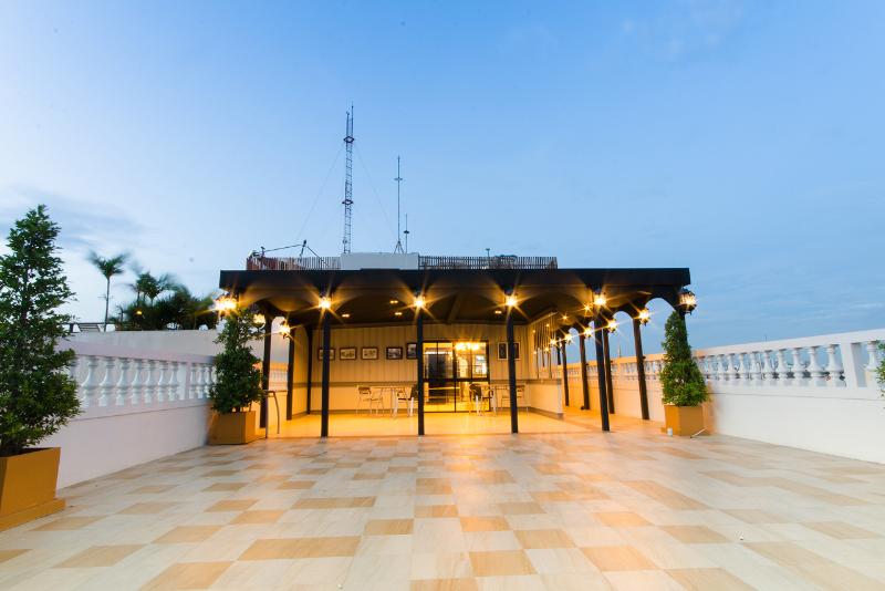 Khaosan Palace Hotel exterior, 3-Star hotel in Bangkok (and vicinity)