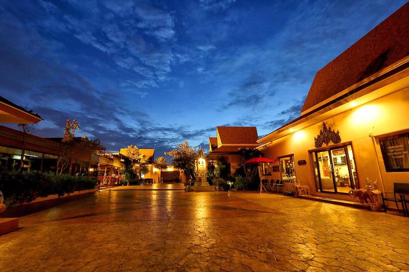 Photo of Ploykhumthong Boutique Resort, 4-star hotel in Bangkok (and vicinity)