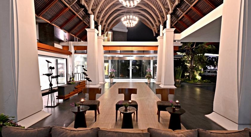 Photo of Summit Windmill Golf Suite Hotel @Suvarnabhumi, 5-star hotel in Bangkok (and vicinity)