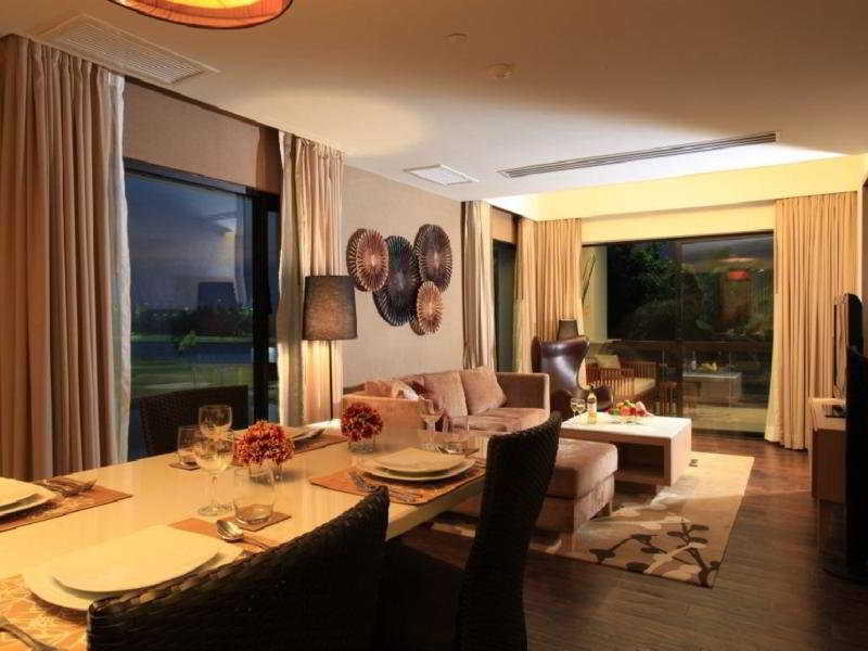 Photo of Summit Windmill Golf Suite Hotel @Suvarnabhumi, 5-star hotel in Bangkok (and vicinity)