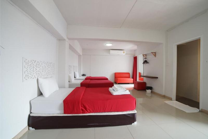 Photo of 48 Ville Donmuang Airport, 2-star hotel in Anusawari