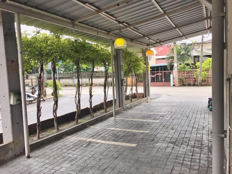 Photo of 48 Ville Donmuang Airport, 2-star hotel in Anusawari