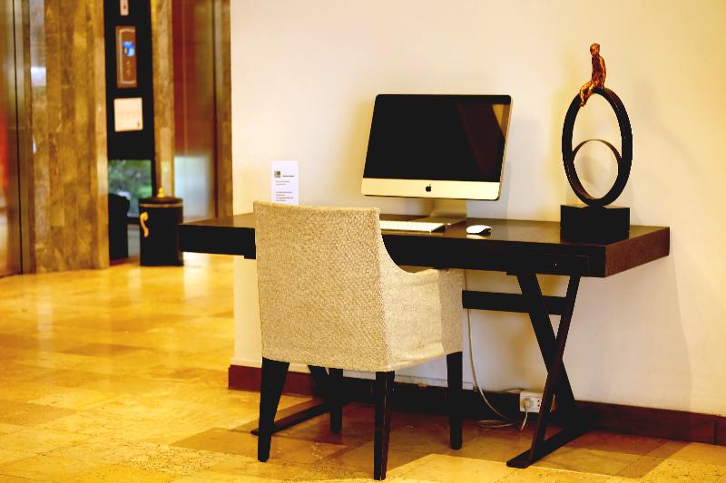 Photo of S33 Compact Sukhumvit Hotel, 3-star hotel in Bangkok (and vicinity)