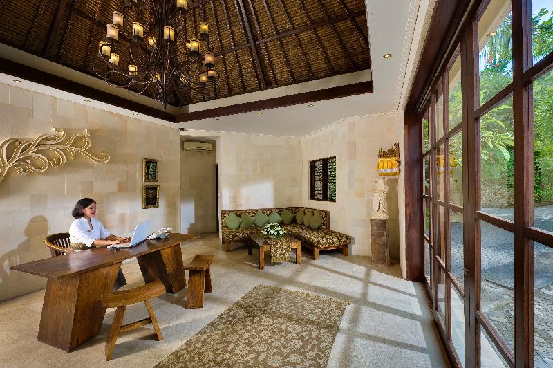 The Catur Villa Seminyak, Singapore