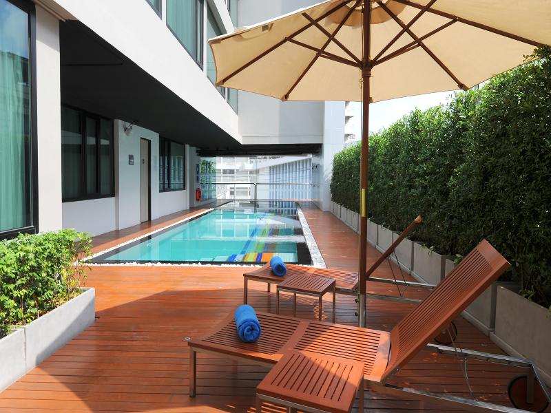 Photo of Vic3 Bangkok, 4-star hotel in Bangkok (and vicinity)