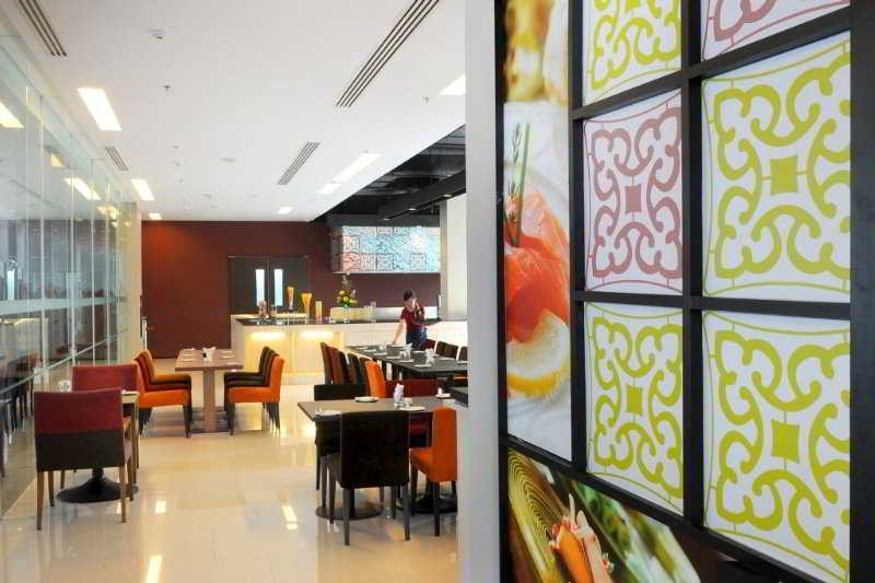 Photo of Vic3 Bangkok, 4-star hotel in Bangkok (and vicinity)