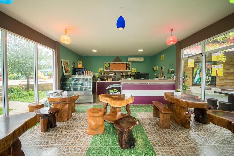 Photo of Tontarn Resort & Spa hotel in Khanom