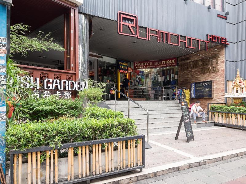 Photo of Ruamchitt Plaza Hotel, 2-star hotel in Bangkok (and vicinity)