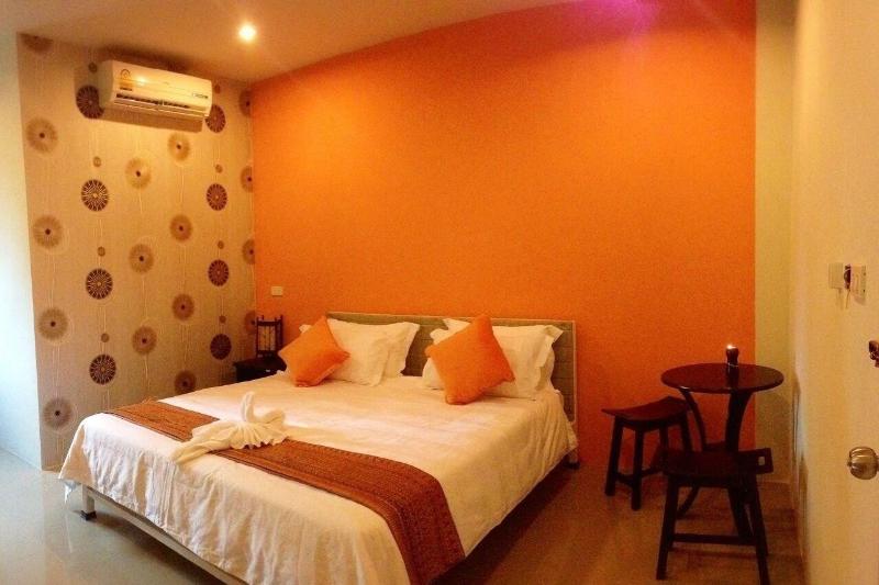 The Areaac exterior,  hotel in Hang Chat