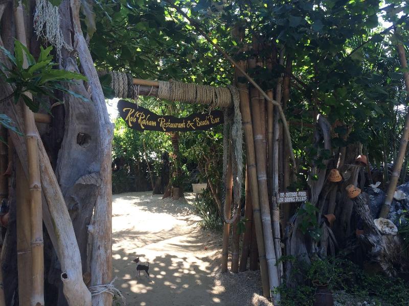 Photo of Bay Villas Koh Phangan, 4-star hotel in Koh Phangan