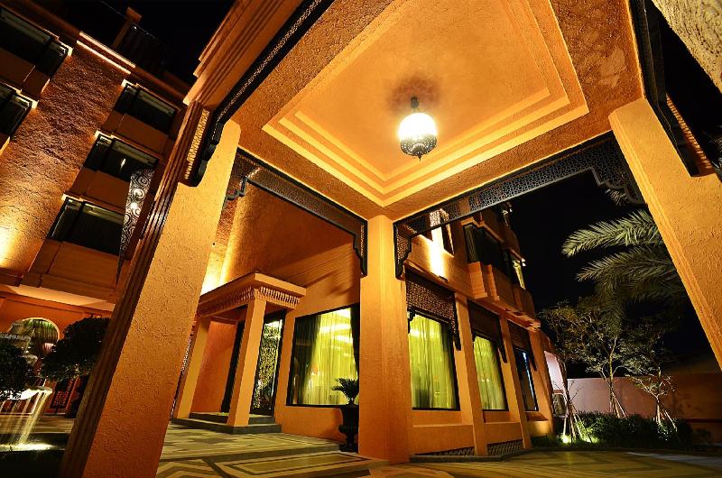 Photo of Amman Unique Hotel, 3-star hotel in Ban Luam