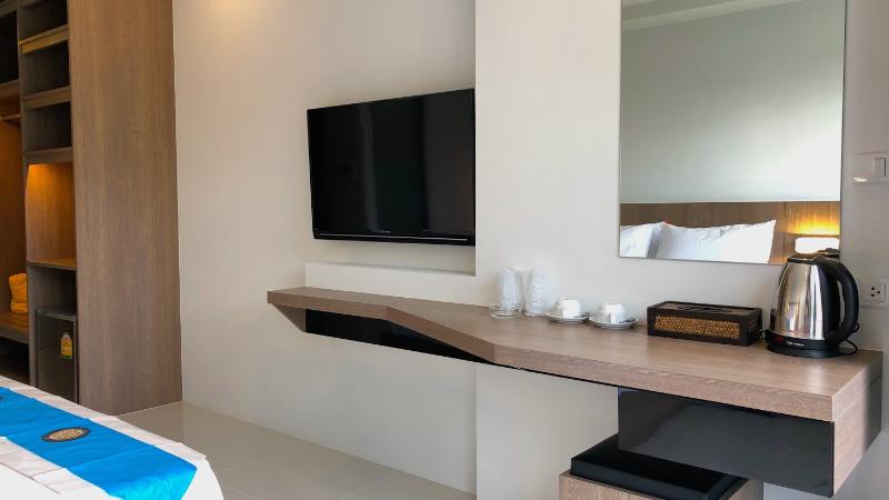 Photo of Phoenix Hotel Karon Beach, 4-star hotel in Karon Beach