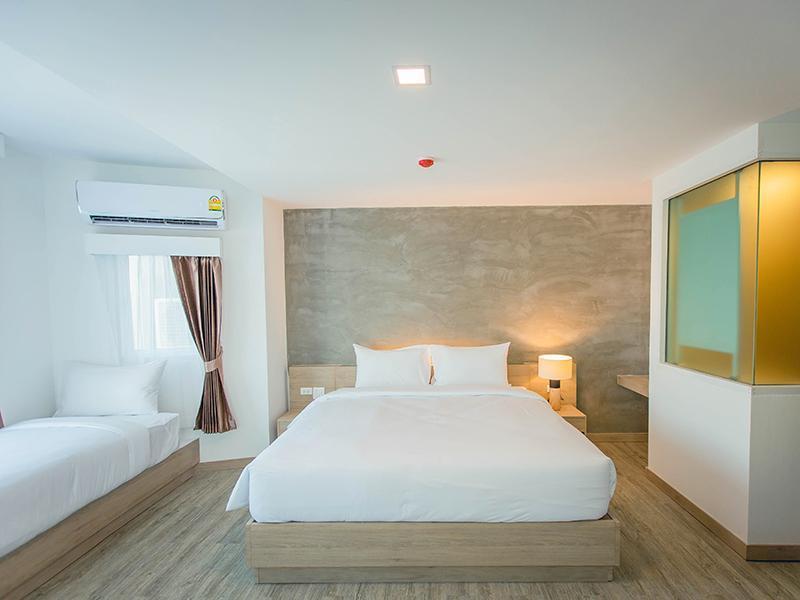 Photo of B2 Nakhon Sawan Premier Hotel, 3-star hotel in Nakhon Sawan