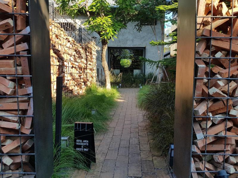 Photo of Wonderwall Hotel, 3-star hotel in Chiang Mai