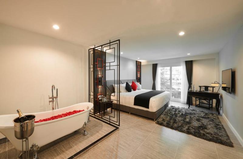 Villa de Pranakorn, Singapore