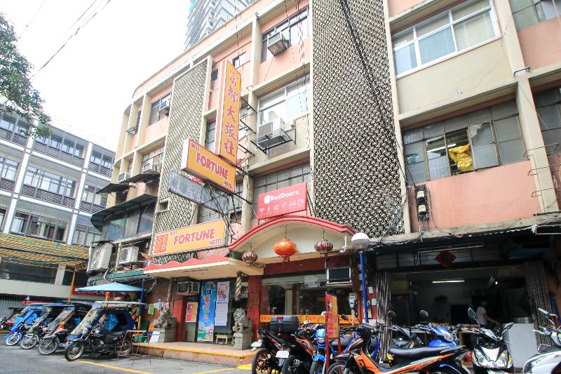 Photo of RedDoorz Plus @ Chinatown Binondo, 2-star hotel in Chinatown