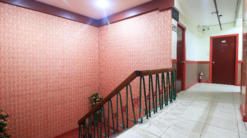 Photo of RedDoorz Plus @ Chinatown Binondo, 2-star hotel in Chinatown
