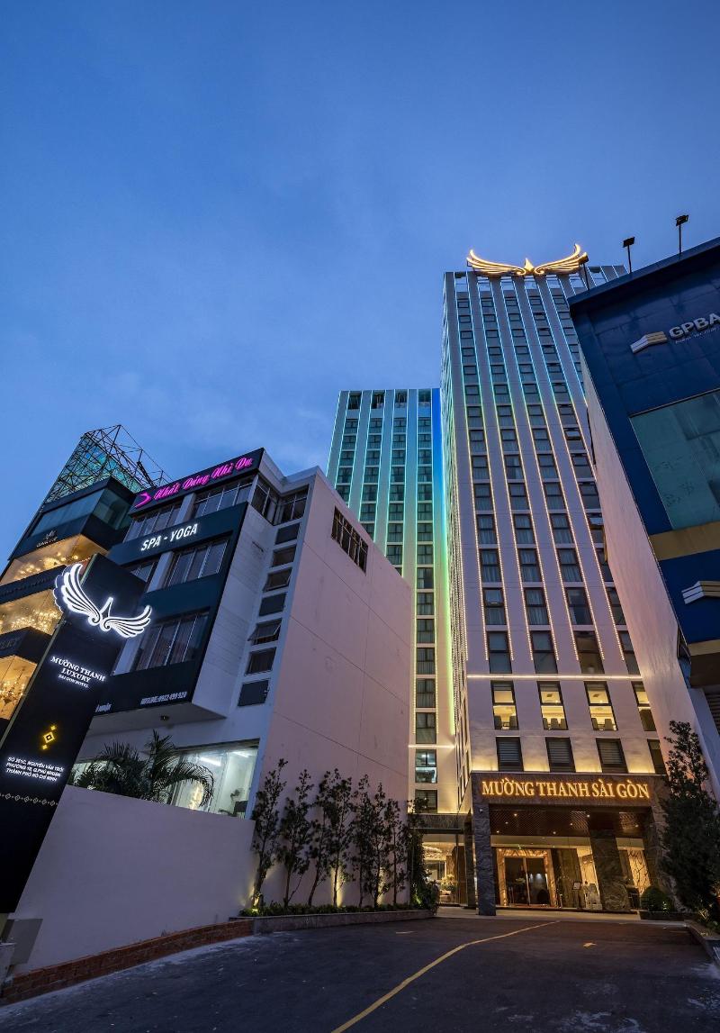 Muong Thanh Luxury Saigon Hotel, Singapore