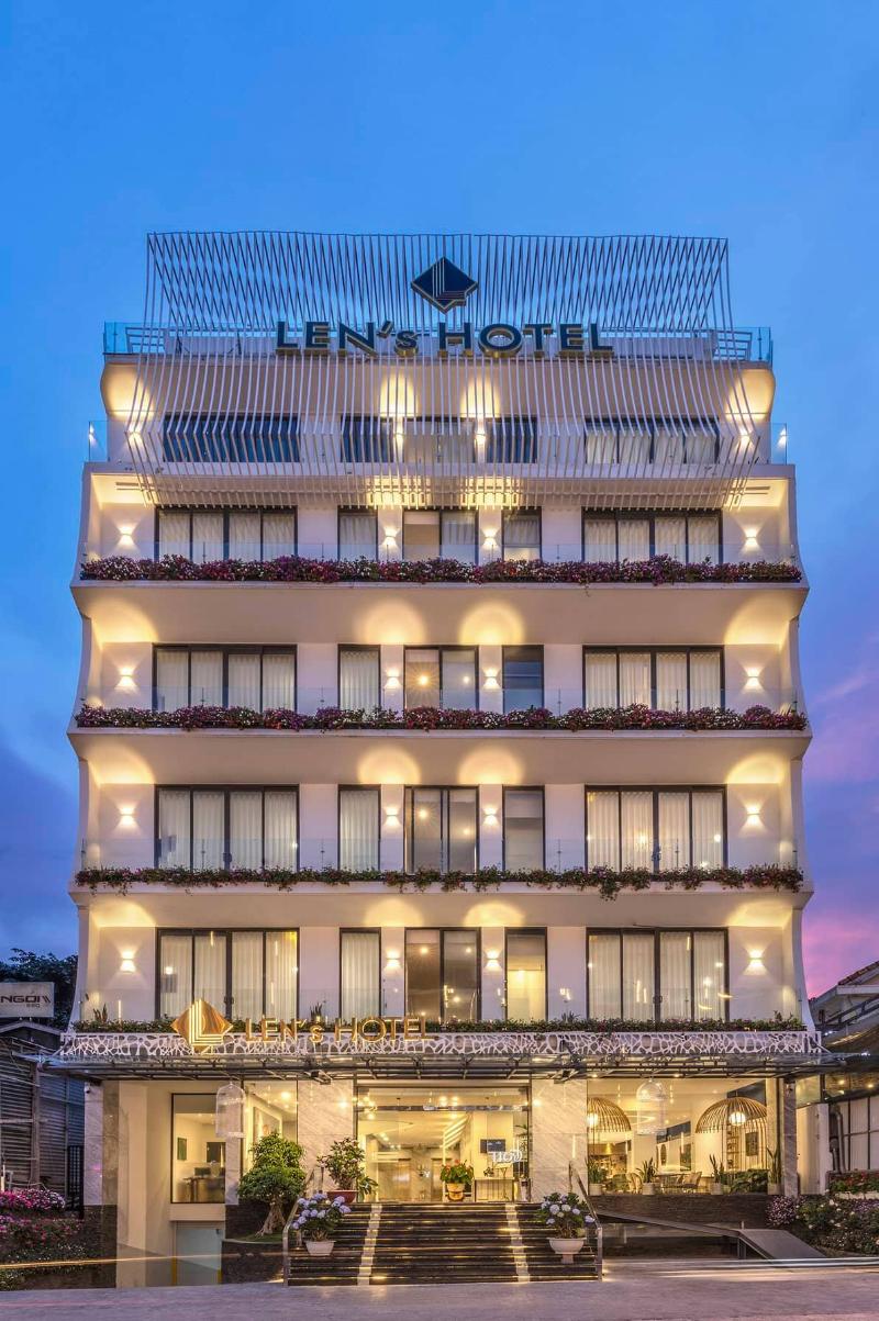 Len's Hotel, Singapore