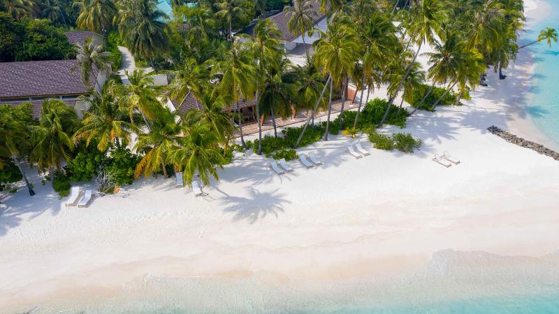 Fiyavalhu Resort Maldives, Singapore