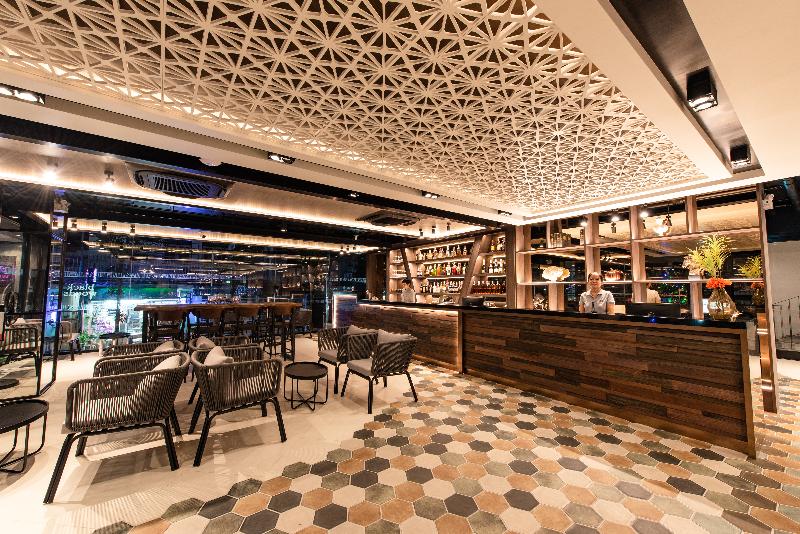 Photo of blackwoods Hotel Pattaya, 5-star hotel in Central Pattaya