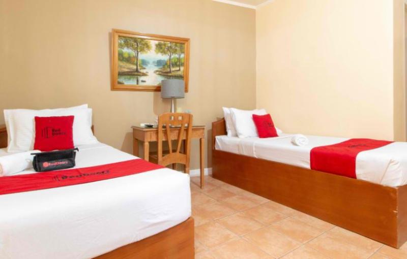 Photo of RedDoorz @ Downtown Tacloban, 2-star hotel in Downtown Tacloban
