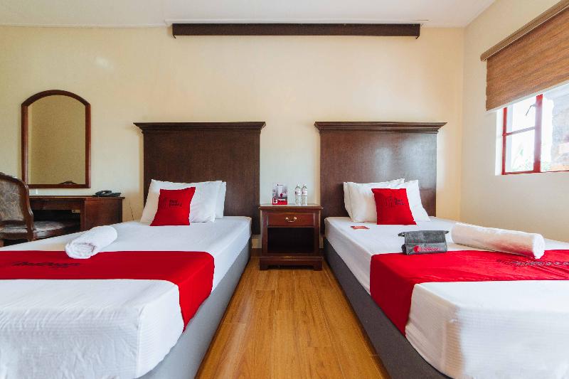 Photo of RedDoorz Plus @ Starhomes Olivianville, 3-star hotel in Tarlac
