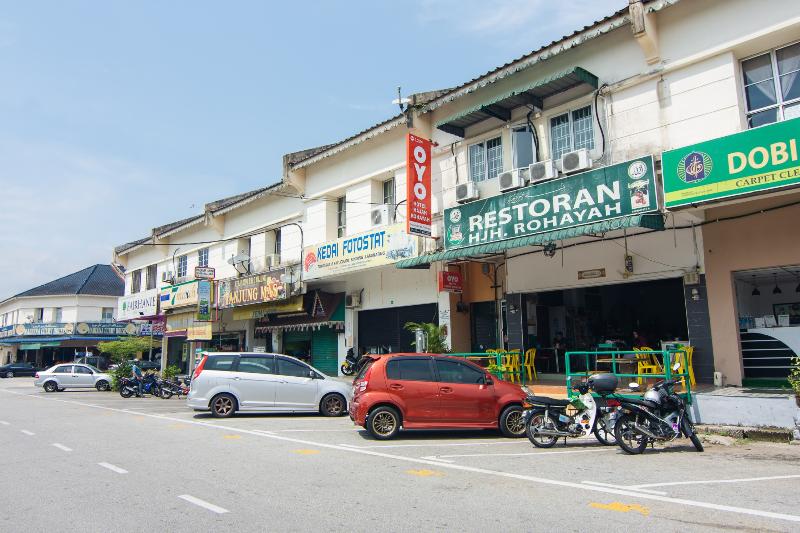 Hotel O Hajah Rohayah exterior, 2-Star hotel in Tanjung Malim