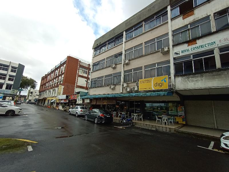Photo of SUPER OYO 89959 Nice Stay Three Six Five Services, 2-star hotel in Kuching
