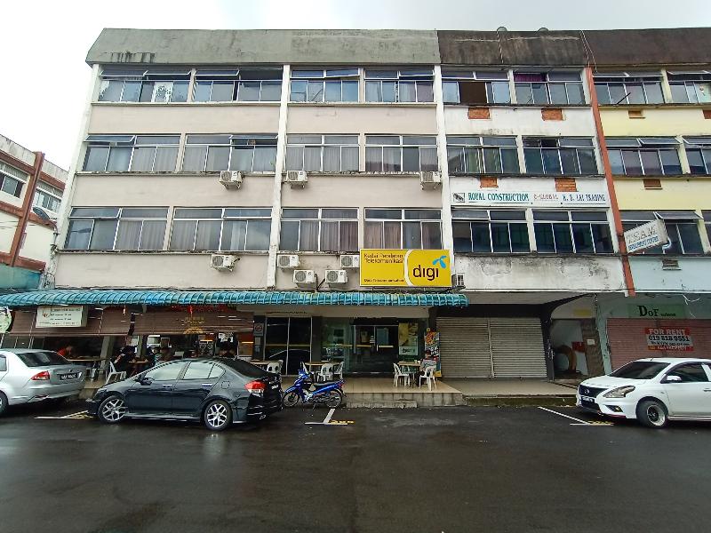 Photo of SUPER OYO 89959 Nice Stay Three Six Five Services, 2-star hotel in Kuching