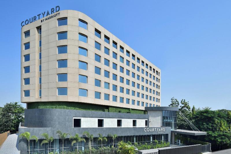 Photo of Courtyard by Marriott Nashik, 5-star hotel in Nashik