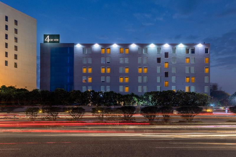 Sunday Hotel by CheckIn Chandigarh Zirakpur, 4-star hotel in Chandigarh (and vicinity)