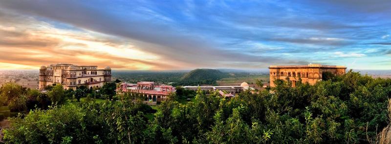 Neemrana's Tijara Fort Palace, 3-star hotel in Tijara