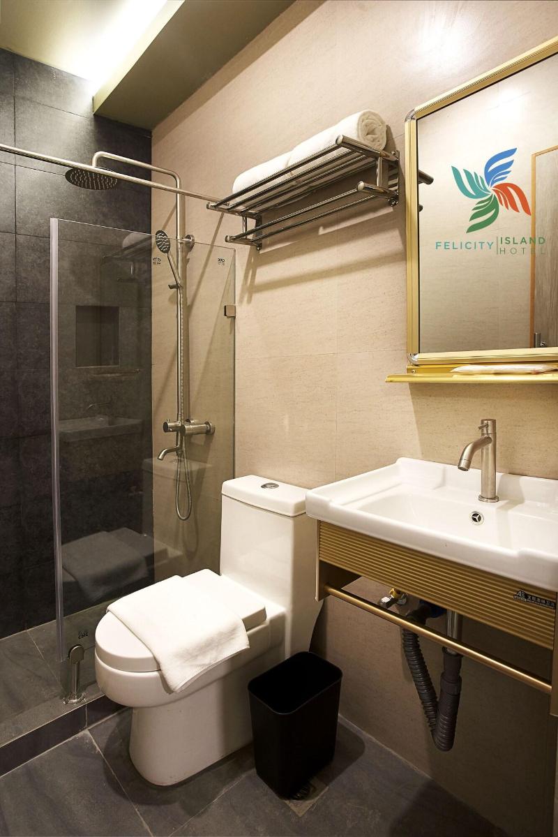 Photo of Felicity Island Hotel, 4-star hotel in Lapu-Lapu