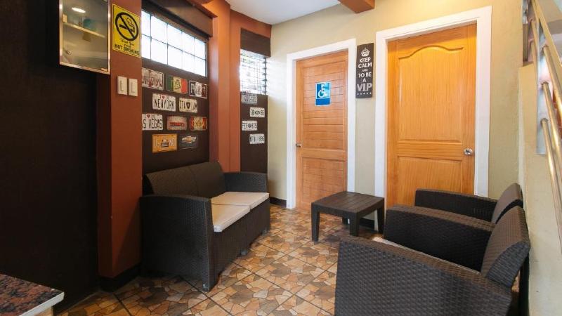 Photo of RedDoorz near Lapasan Plaza Cagayan De Oro, 3-star hotel in Cagayan de Oro